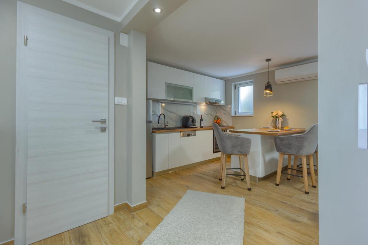 Apartments Pepa Podstrana Extérieur photo